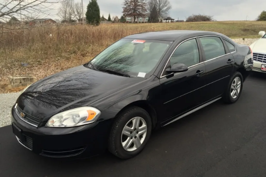 2010 Chevrolet Impala LS photo 1