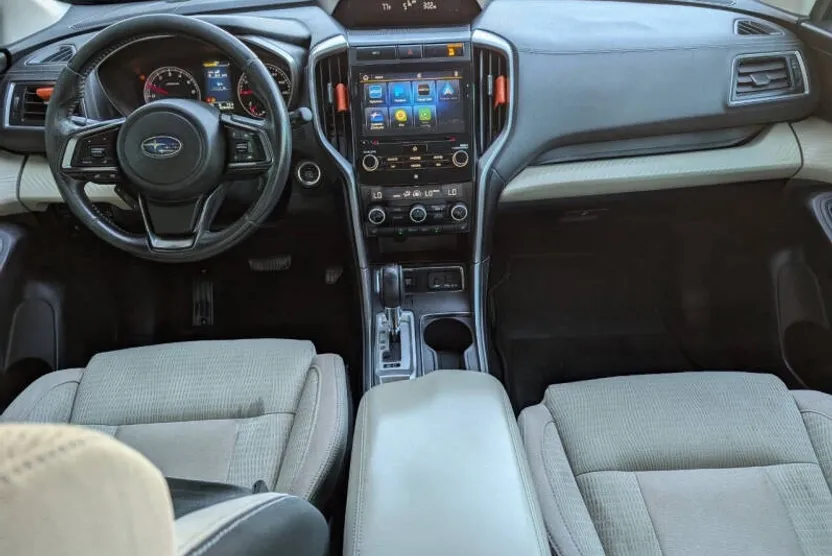2019 Subaru Ascent Premium photo 1