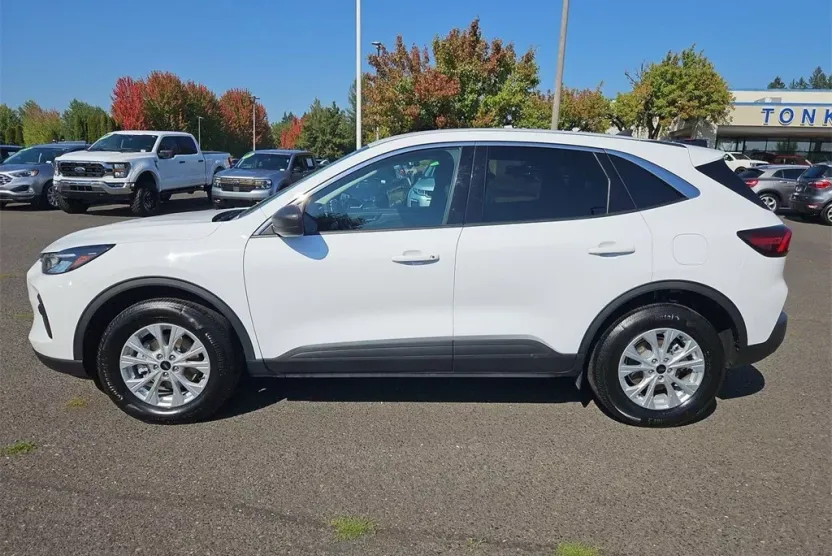 2024 Ford Escape Active photo 1