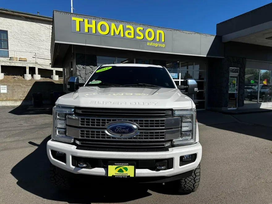 2019 Ford F-250 Platinum photo 1