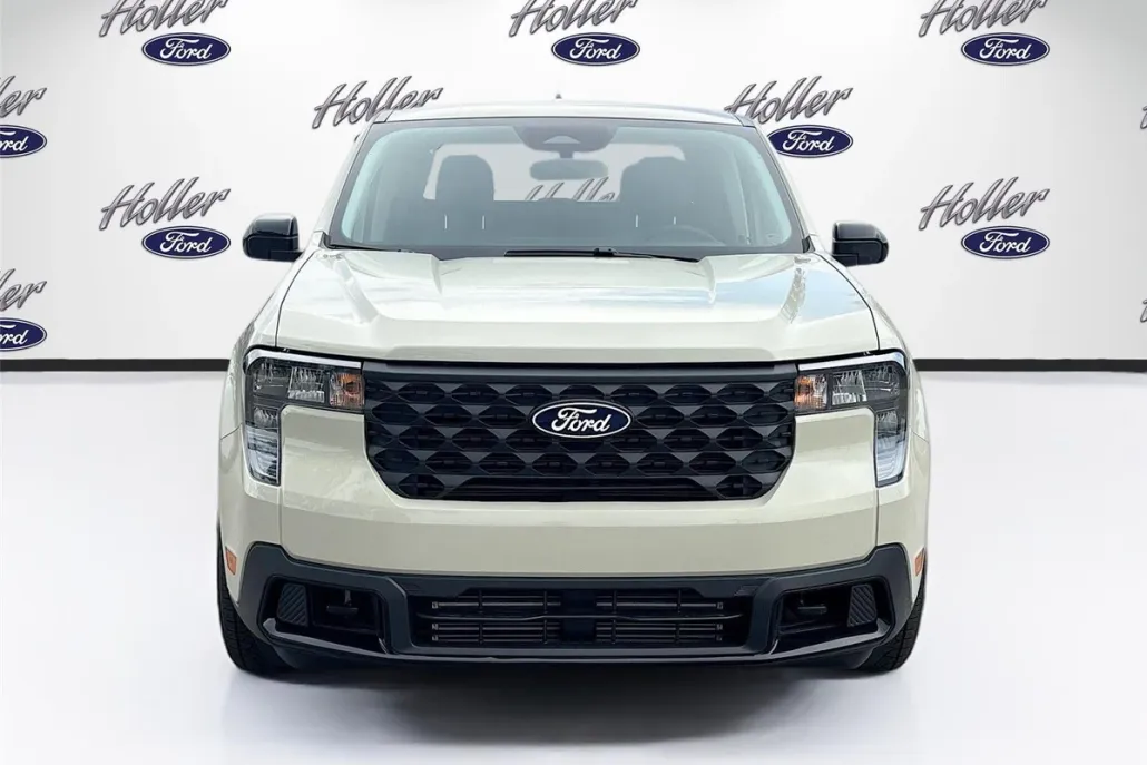 2025 Ford Maverick XLT photo 1