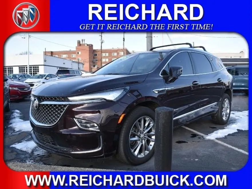 2023 Buick Enclave Avenir photo 1