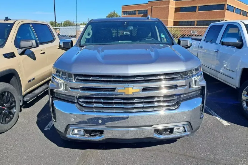 2021 Chevrolet Silverado 1500 LTZ photo 1