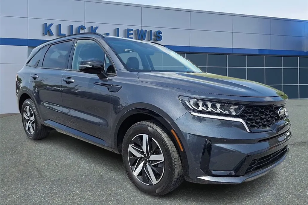 2021 Kia Sorento S photo 1