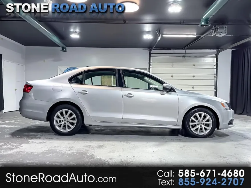 2012 Volkswagen Jetta SE photo 1