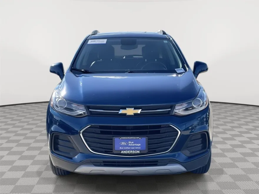 2020 Chevrolet Trax LT photo 1