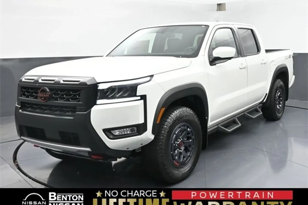 2026 Nissan Frontier PRO-4X photo 1