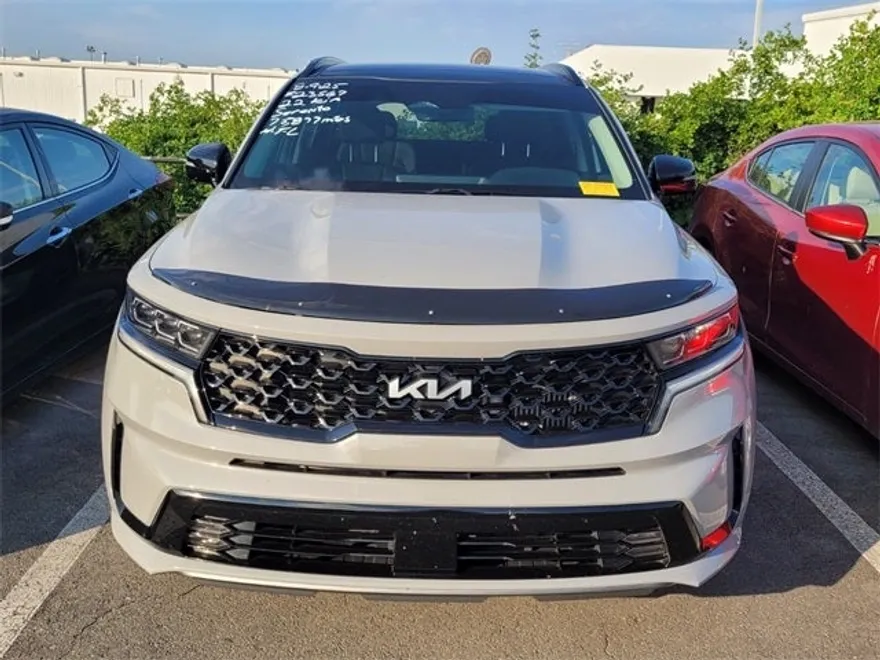 2022 Kia Sorento SX photo 1