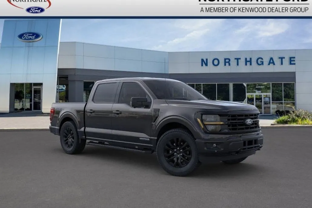 2025 Ford F-150 XLT photo 1