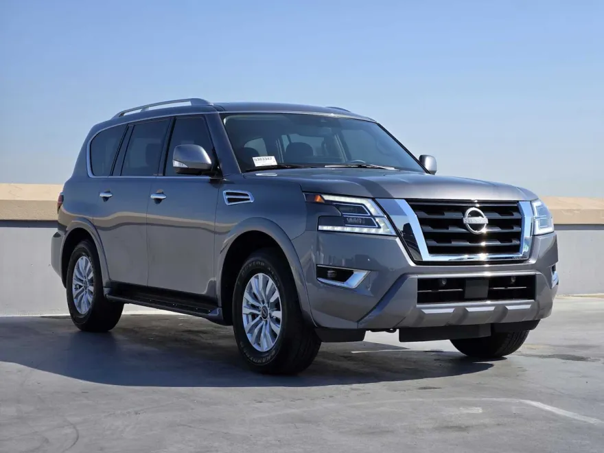 2024 Nissan Armada SV photo 1