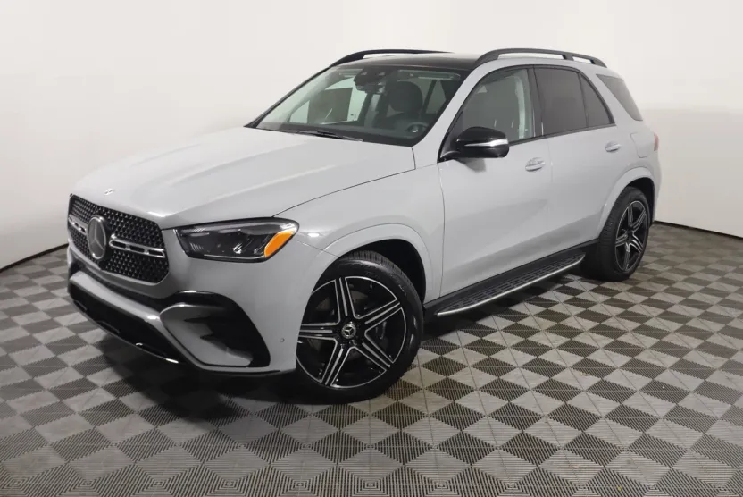 2026 Mercedes Benz GLE AMG 53 photo 1