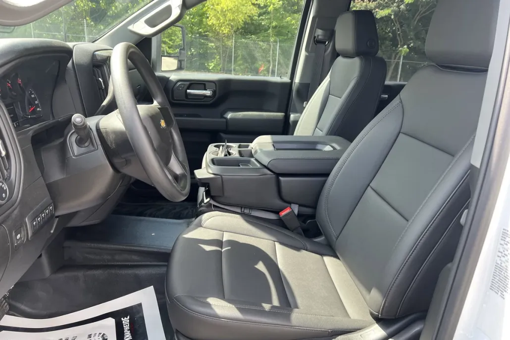 2025 Chevrolet Silverado 2500HD photo 1