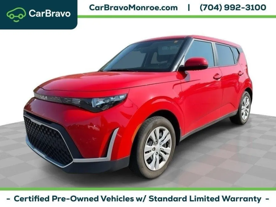 2023 Kia Soul LX photo 1
