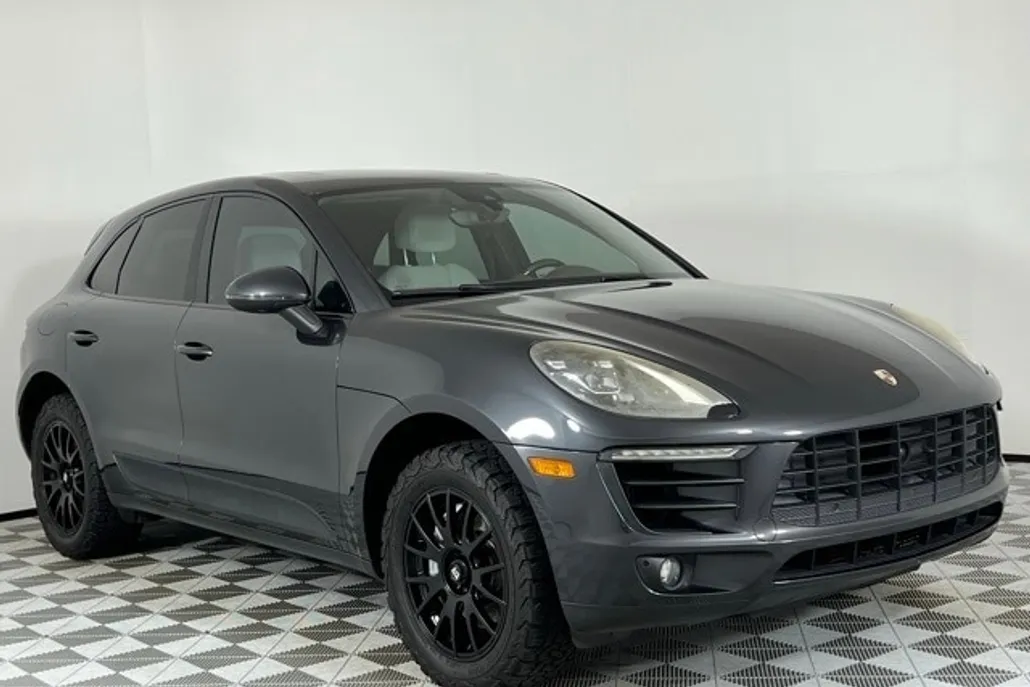 2018 Porsche Macan S photo 1