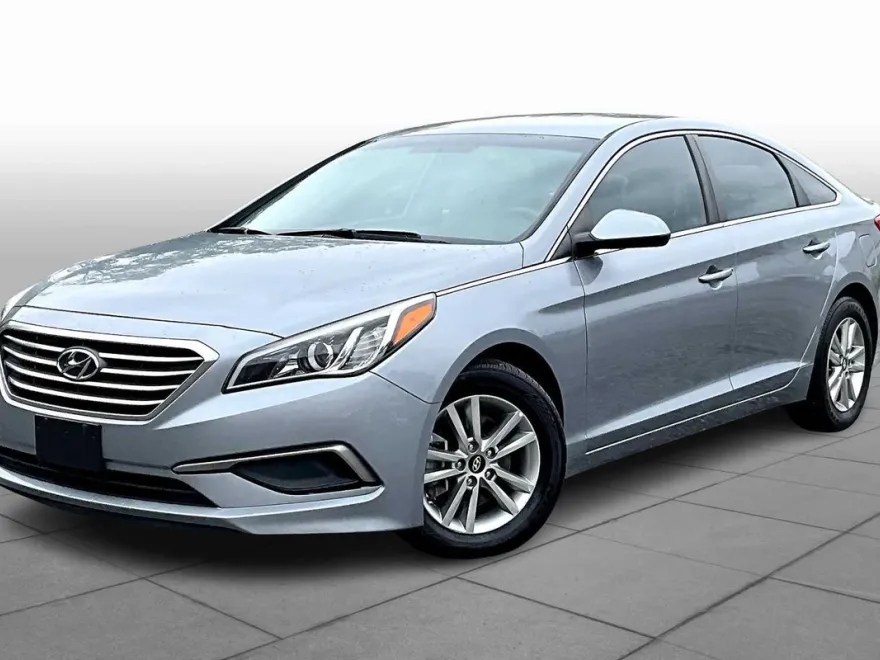 2016 Hyundai Sonata SE photo 1