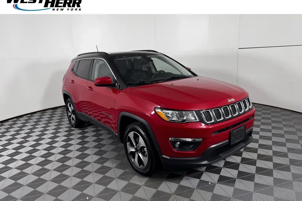 2018 Jeep Compass Latitude photo 1