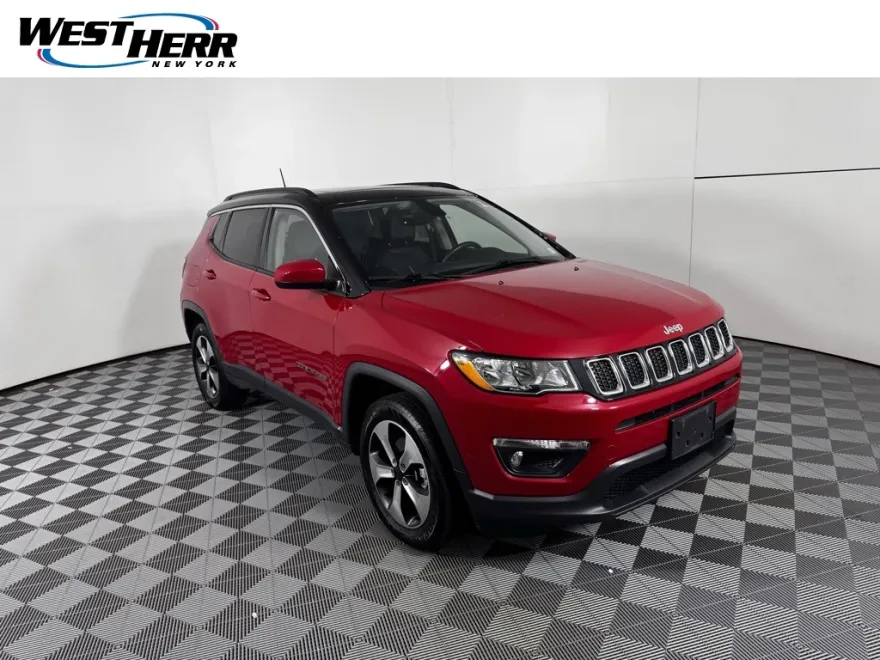 2018 Jeep Compass Latitude photo 1