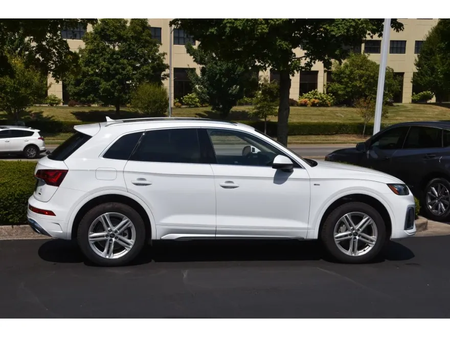 2025 Audi Q5 55 S line Premium photo 1
