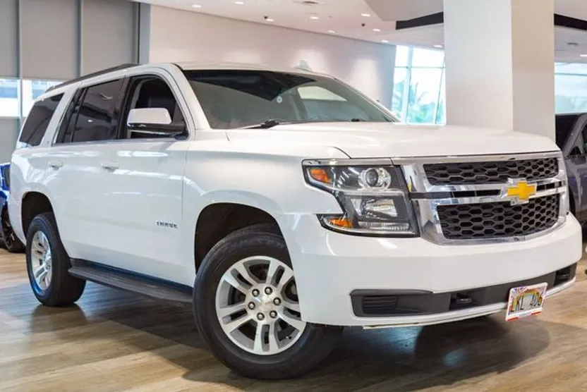 2020 Chevrolet Tahoe LT photo 1