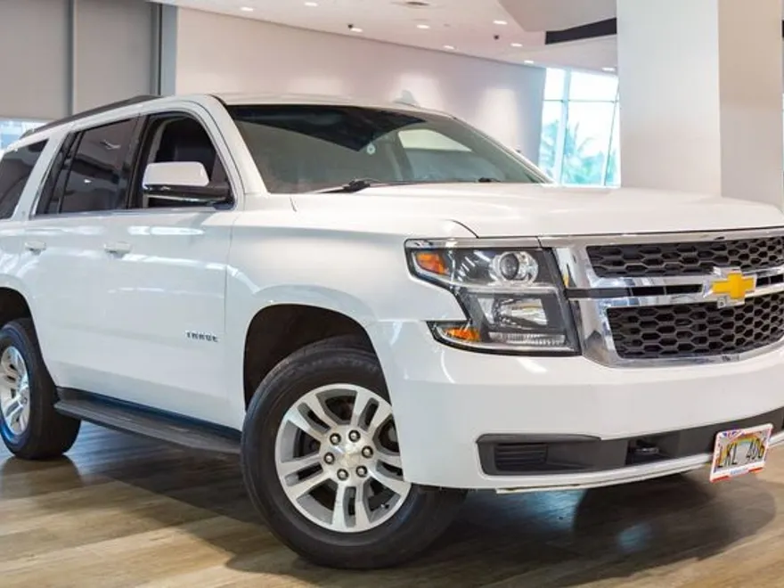2020 Chevrolet Tahoe LT photo 1