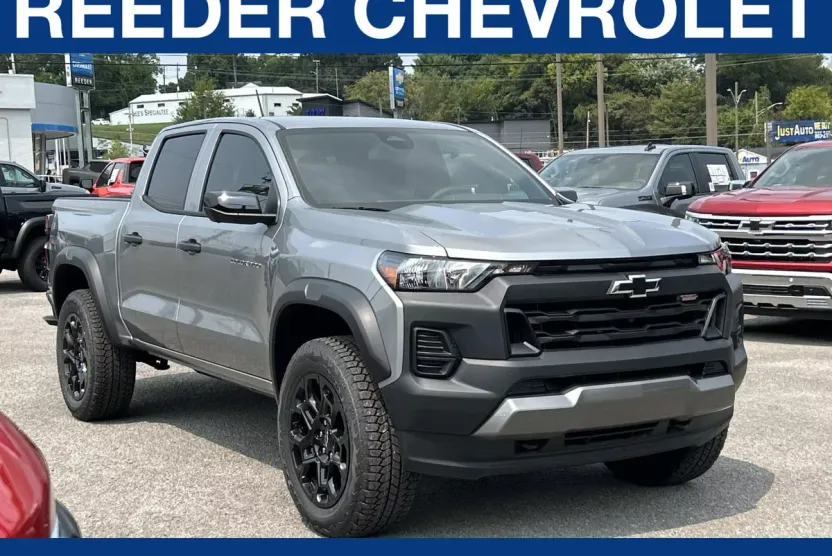 2026 Chevrolet Colorado Trail Boss photo 1