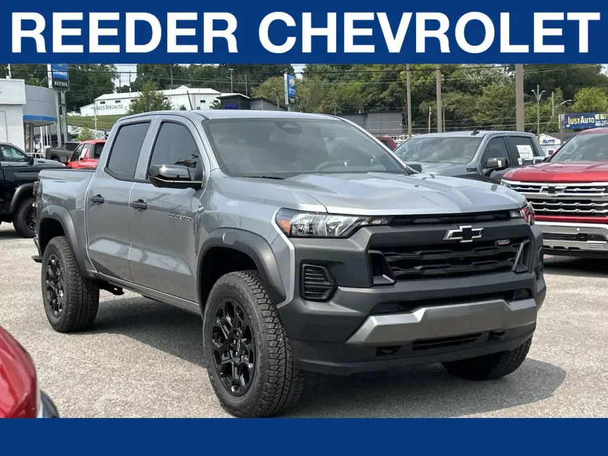2026 Chevrolet Colorado Trail Boss photo 1