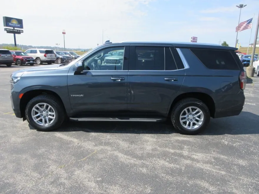 2021 Chevrolet Tahoe LT photo 1