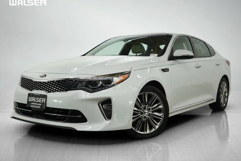 2018 Kia Optima SX photo 1