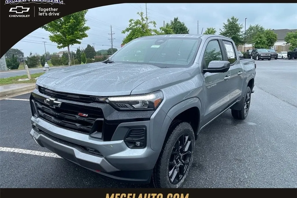 2025 Chevrolet Colorado Z71 photo 1