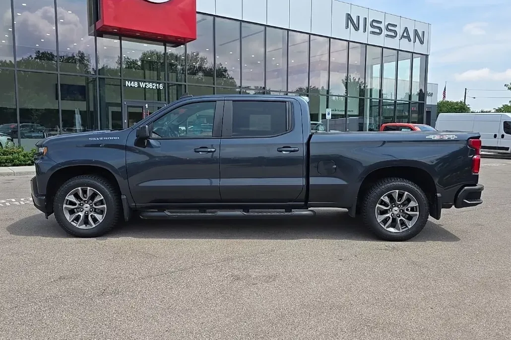 2020 Chevrolet Silverado 1500 RST photo 1