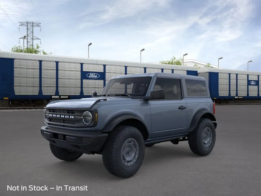 2025 Ford Bronco Base photo 1