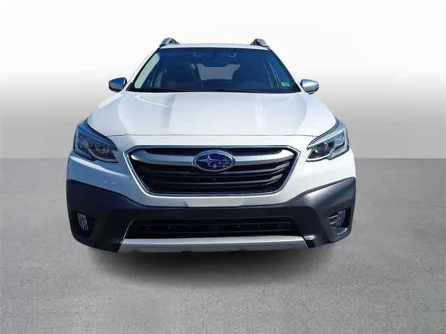 2022 Subaru Outback Touring photo 1