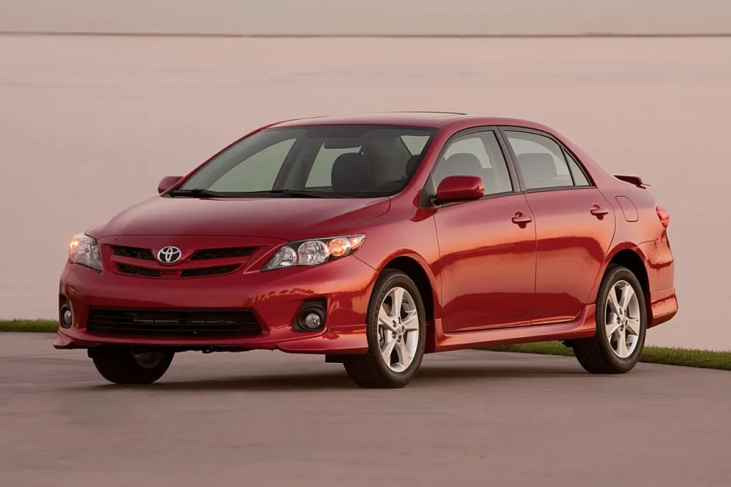 2013 Toyota Corolla L photo 1