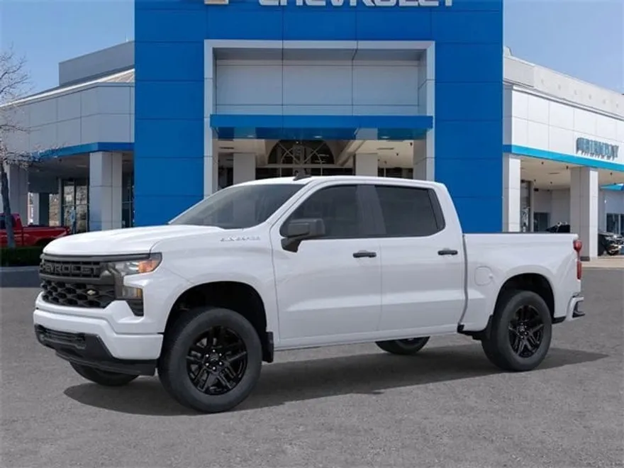 2026 Chevrolet Silverado 1500 Custom photo 1