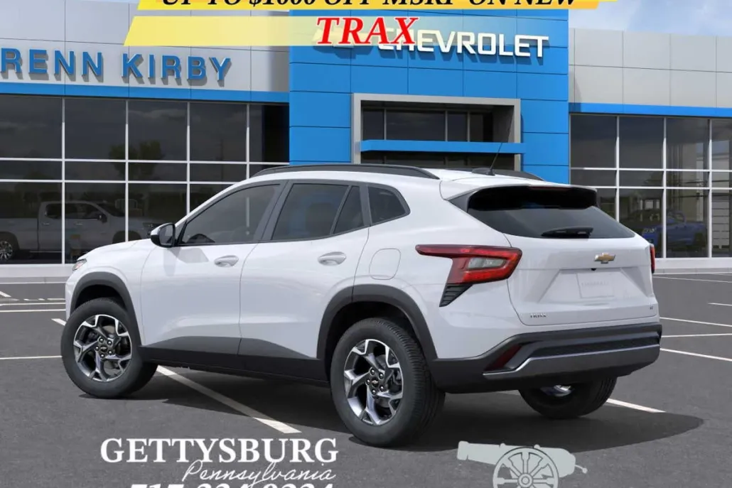 2025 Chevrolet Trax LT photo 1
