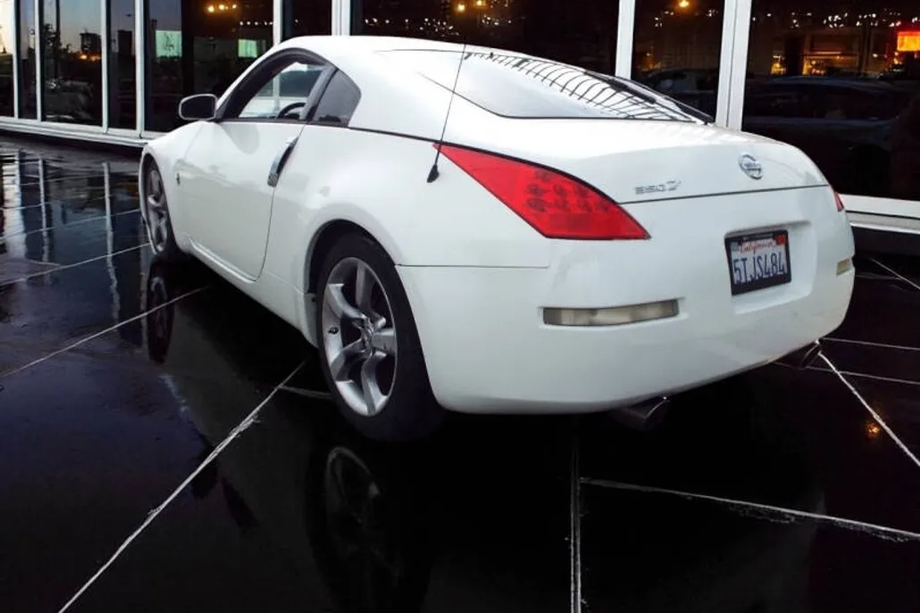 2006 Nissan 350Z Touring photo 1