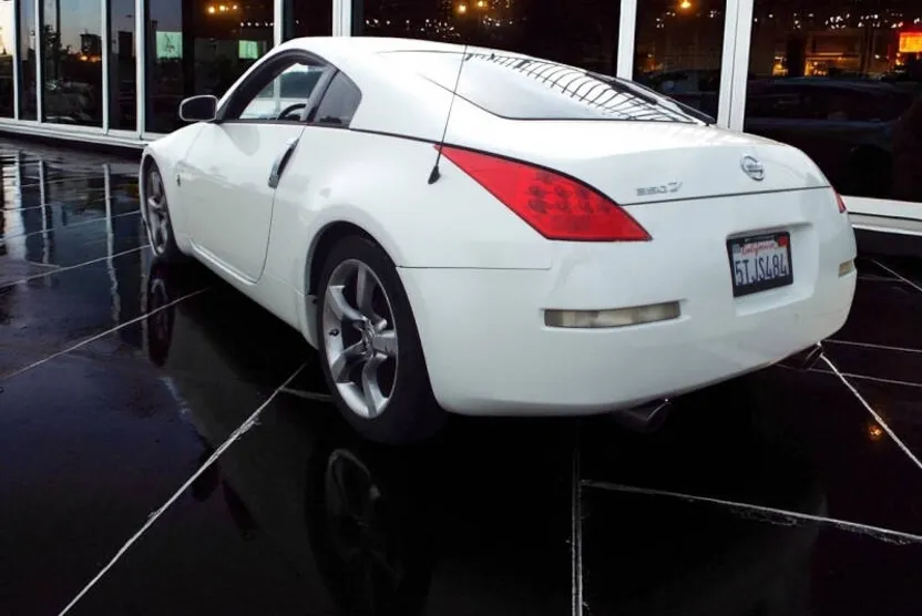 2006 Nissan 350Z Touring photo 1