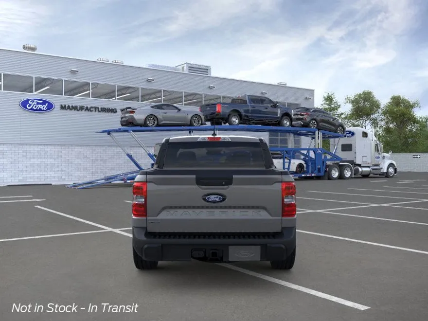 2025 Ford Maverick XLT photo 1