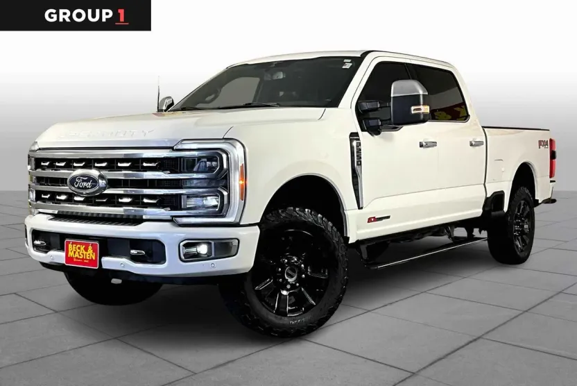 2023 Ford F-250 Platinum photo 1