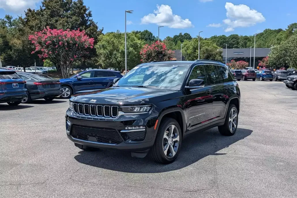 2025 Jeep Grand Cherokee Limited photo 1