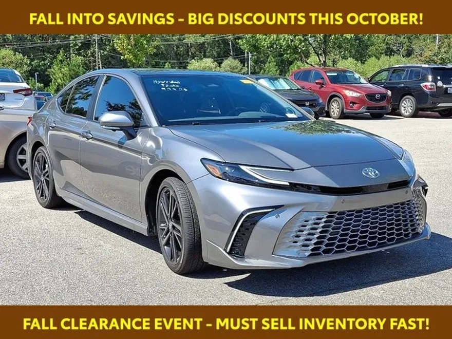 2025 Toyota Camry XSE photo 1