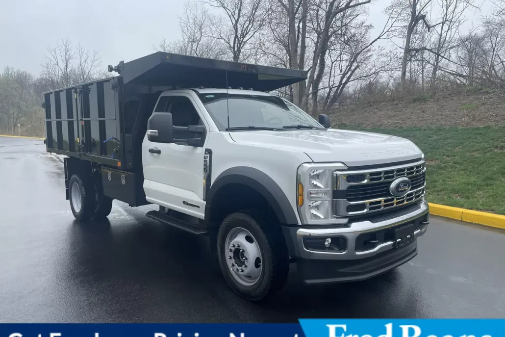 2025 Ford F-550 XL photo 1