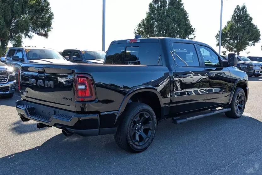 2025 Ram 1500 Big Horn photo 1