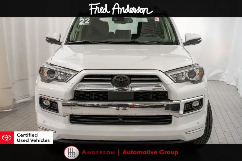 2022 Toyota 4Runner Limited photo 1