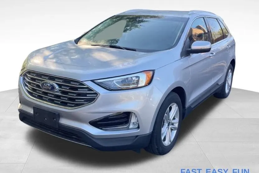 2019 Ford Edge SEL photo 1