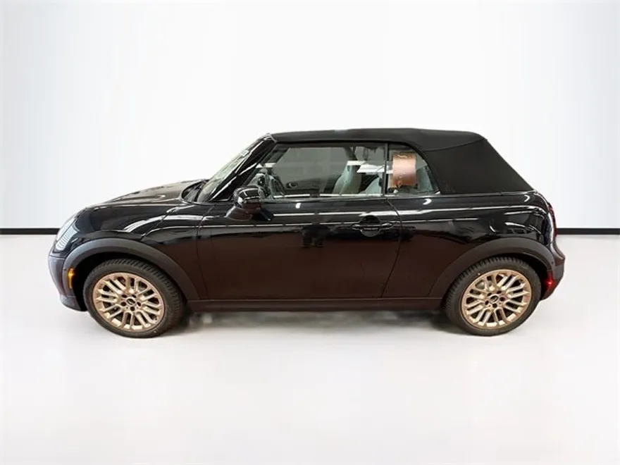 2025 Mini Cooper S Iconic photo 1