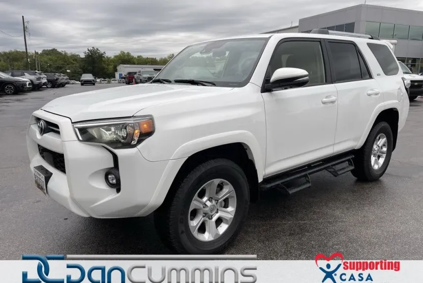 2024 Toyota 4Runner SR5 Premium photo 1