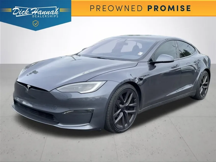 2022 Tesla Model S photo 1