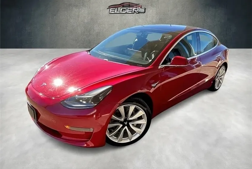 2018 Tesla Model 3 Long Range photo 1