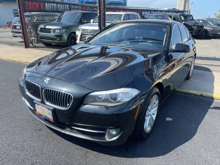 2013 Bmw 528xi 5-Series photo 1